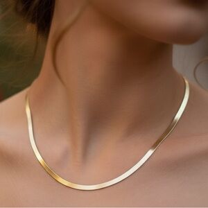 01# “Versatile Glam: Adjustable Color Gold Omega Style Necklace”